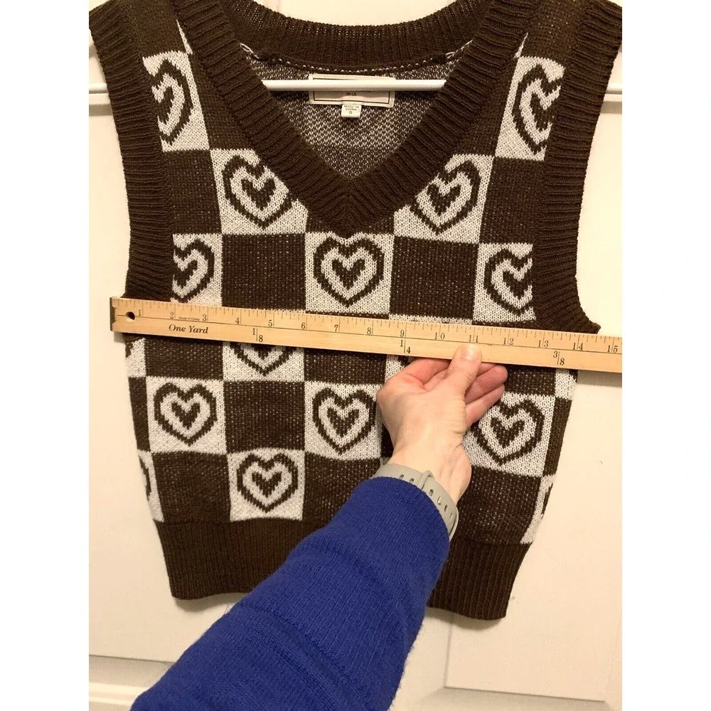 no comment Sweater Vest Womens Juniors Small Brown White V Neck Heart Check‎